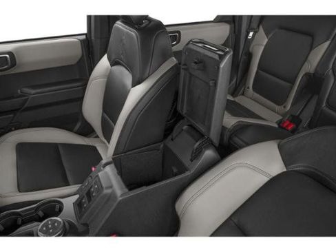 Used 2024 Ford Bronco Wildtrak image 14