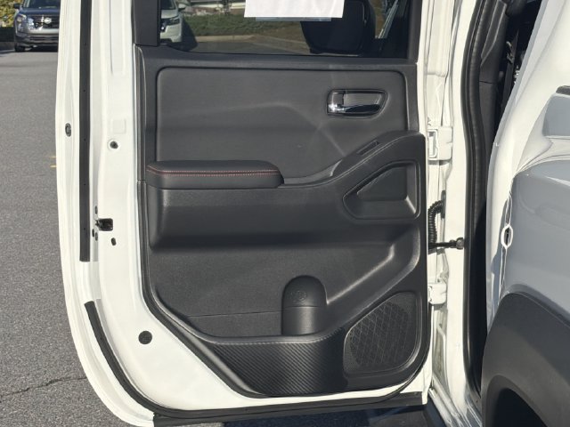 Certified 2023 Nissan Frontier PRO-4X w/ Pro-4X Premium Package AWD/4WD image 23