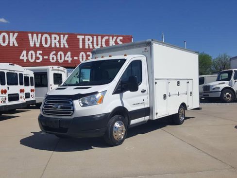 Used 2019 Ford Transit 350 138 DRW w/ Exterior Upgrade Package image 3