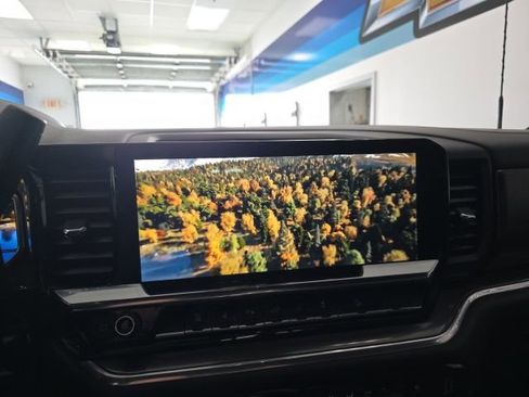 Used 2025 Chevrolet Silverado 3500 High Country w/ High Country Premium Package AWD/4WD image 21