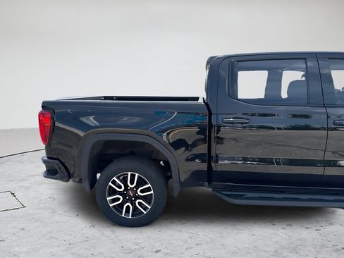 Used 2023 GMC Sierra 1500 AT4 w/ AT4 Preferred Package AWD/4WD image 32