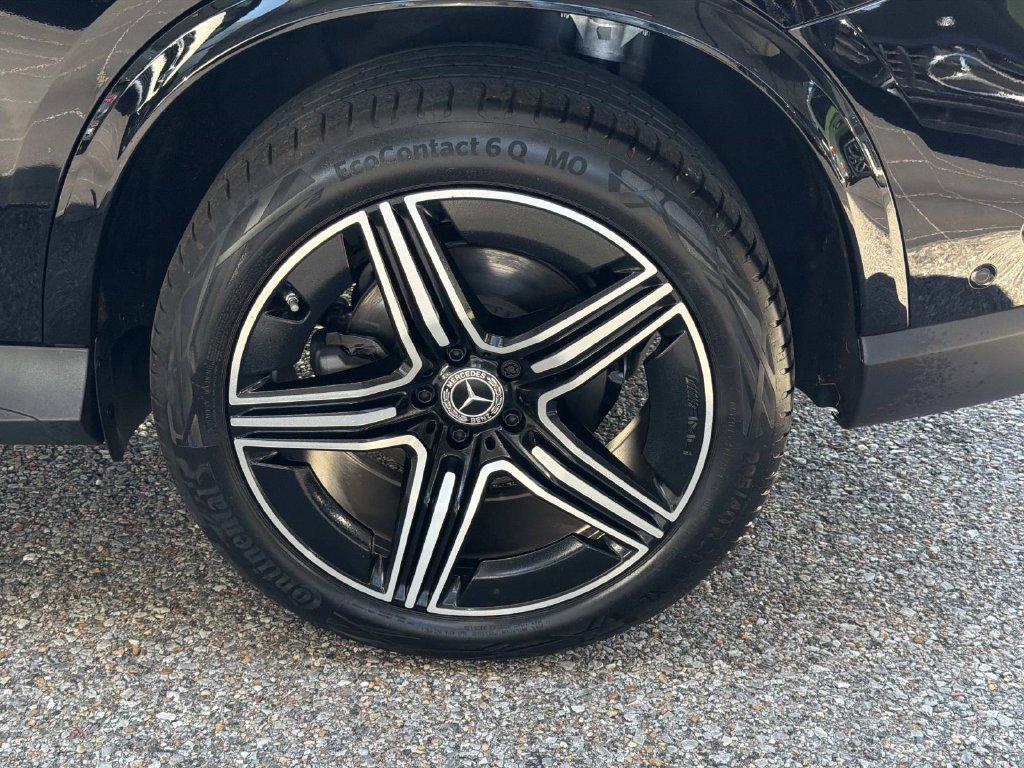 Used 2026 Mercedes-Benz GLC 300 4MATIC image 4