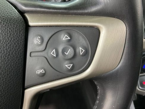 Used 2022 GMC Acadia Denali w/ Denali Ultimate Package image 11