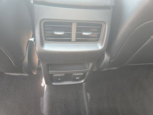 Used 2016 Ford Edge SEL w/ Equipment Group 201A AWD/4WD image 18