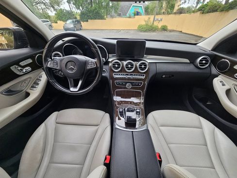 Used 2016 Mercedes-Benz C 300 4MATIC Sedan image 24