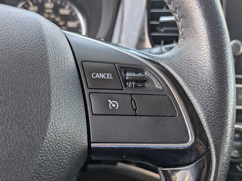 Used 2019 Mitsubishi Outlander SEL FWD image 18