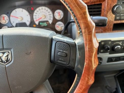 Used 2007 Dodge Ram 2500 Truck Laramie image 16