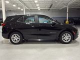 Used 2022 Chevrolet Equinox LS image 3