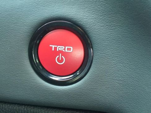 New 2026 Toyota Tundra Limited AWD/4WD image 24
