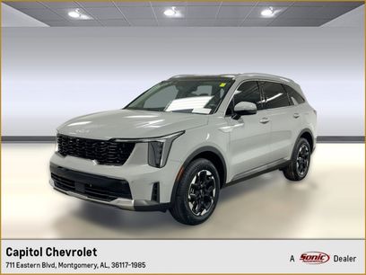 Used 2025 Kia Sorento S w/ Panoramic Sunroof Package