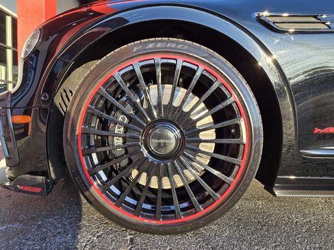 Used 2020 Bentley Flying Spur W12 image 15