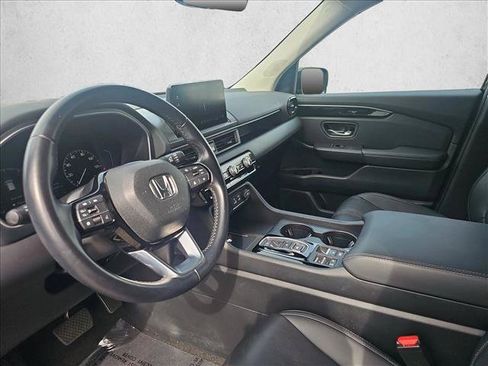 Used 2024 Honda Pilot EX-L image 10