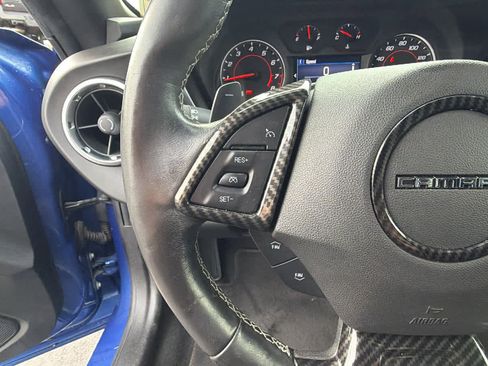 Used 2019 Chevrolet Camaro LT w/ Technology Package image 19