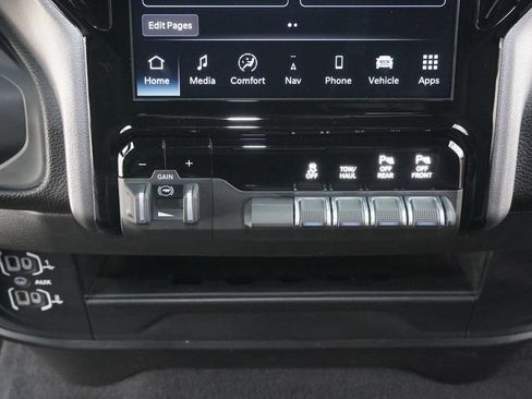 Used 2026 RAM 2500 Big Horn AWD/4WD image 18