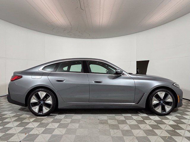 Used 2022 BMW i4 eDrive40 w/ Premium Package RWD image 8
