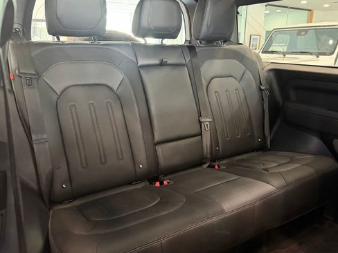 Used 2021 Land Rover Defender 90 X-Dynamic S AWD/4WD image 8