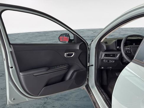 New 2026 Kia K4 FWD image 20