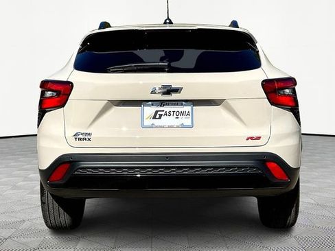 New 2026 Chevrolet Trax RS w/ Driver Confidence Package image 5