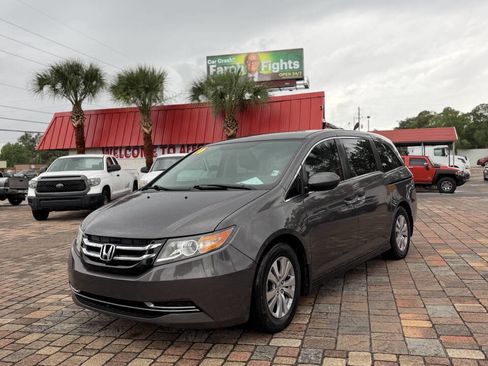 Used 2016 Honda Odyssey SE image 12
