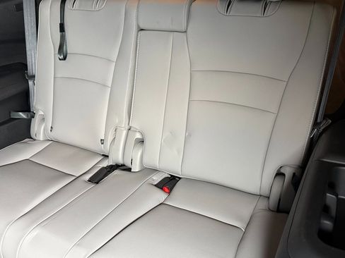 Used 2019 Honda Pilot Touring image 22