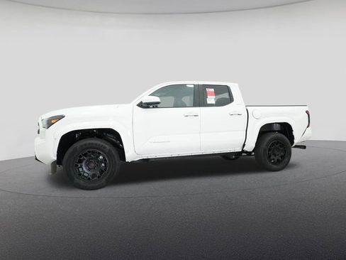New 2025 Toyota Tacoma SR5 image 18