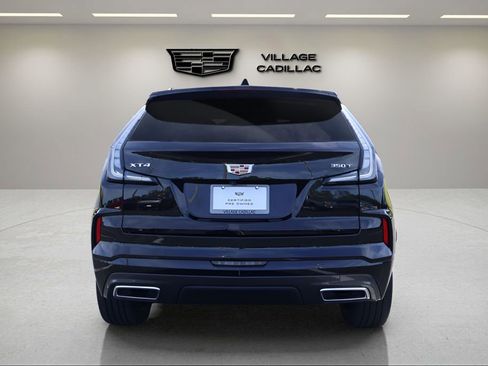 Used 2024 Cadillac XT4 Sport FWD image 4
