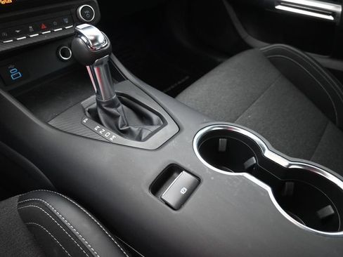 Used 2025 Ford Mustang GT RWD image 9