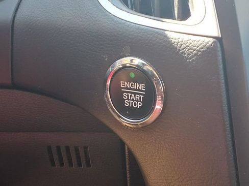 Used 2024 Ford Edge SEL AWD/4WD image 12