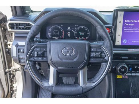 Used 2025 Toyota Tacoma TRD Off-Road w/ TRD Off Road Premium Package AWD/4WD image 21
