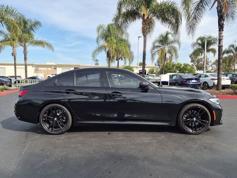 Used 2021 BMW 330i Sedan w/ M Sport Package RWD image 11
