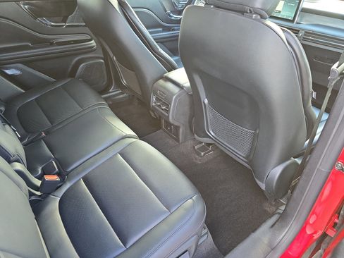 Certified 2022 Lincoln Corsair AWD w/ Equipment Group 101A image 11