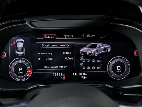 Used 2022 Audi R8 V10 performance RWD image 23
