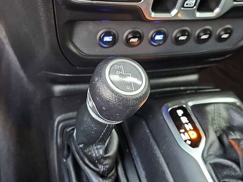 Used 2020 Jeep Wrangler Willys image 23