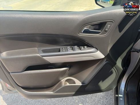 Used 2022 Chevrolet Colorado LT w/ LT Convenience Package RWD image 10