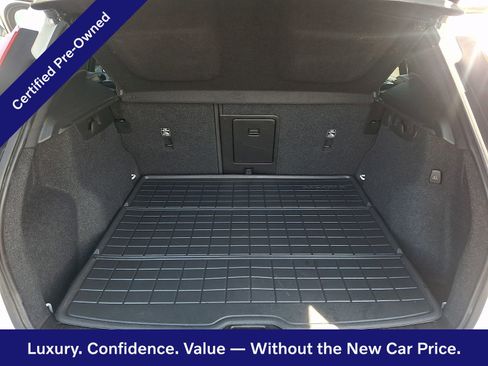 Certified 2023 Volvo XC40 B5 Plus w/ Climate Package AWD/4WD image 29