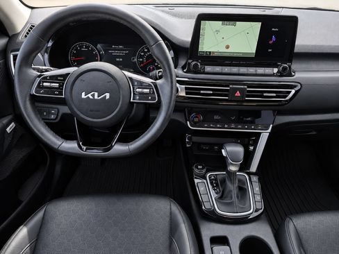 Used 2023 Kia Seltos SX AWD/4WD image 34