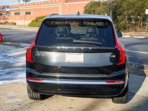 New 2026 Volvo XC90 T8 Plus w/ Protection Package Premier image 7