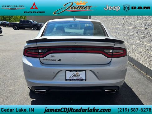 Used 2023 Dodge Charger SXT w/ Blacktop Special Edition AWD/4WD image 4
