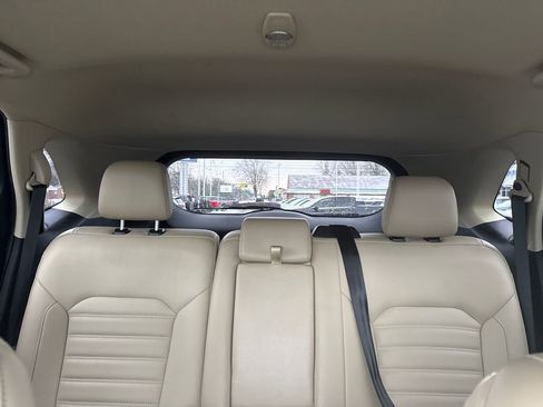 Used 2023 Ford Edge SEL w/ Convenience Package image 37