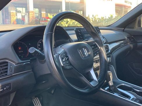 Used 2022 Honda Accord Sport image 6