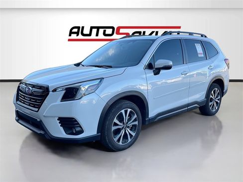 Used 2024 Subaru Forester Limited image 3