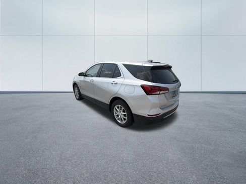 Used 2022 Chevrolet Equinox LT AWD/4WD image 6