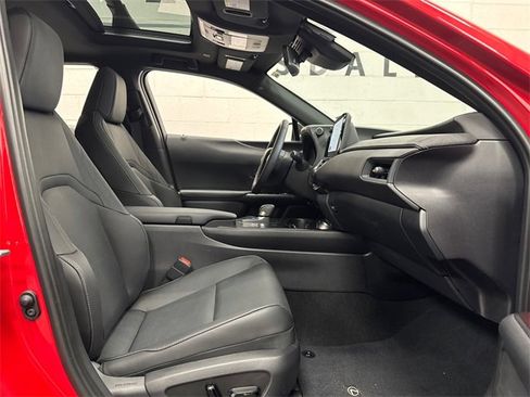 Used 2025 Lexus UX 300h FWD image 6