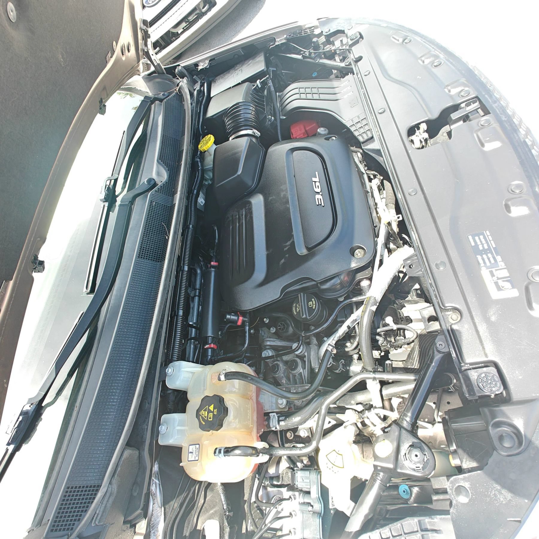 Used 2017 Chrysler Pacifica Touring-L FWD image 28