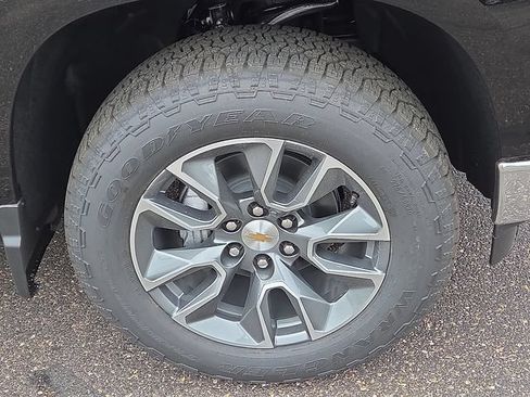 New 2026 Chevrolet Silverado 1500 LT AWD/4WD image 6
