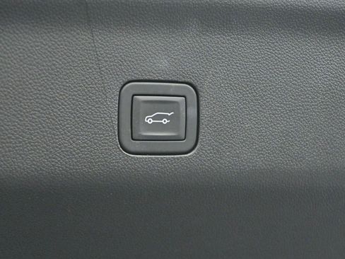 Certified 2025 Cadillac Escalade Sport w/ LPO, ONYX Package AWD/4WD image 12