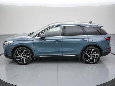 Used 2023 Lincoln Corsair Reserve w/ Equipment Group 201A image 7