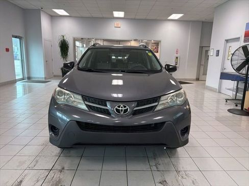 Used 2014 Toyota RAV4 LE image 8