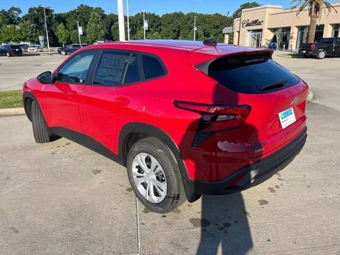 New 2026 Chevrolet Trax LS FWD image 4