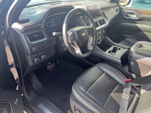 Used 2024 Chevrolet Tahoe Premier AWD/4WD image 11
